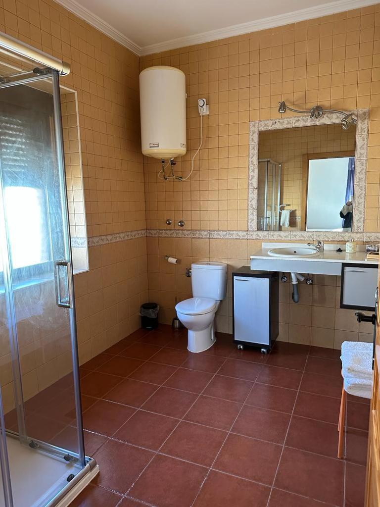 La Casa Barata, Casa Rural Cedillo Екстериор снимка