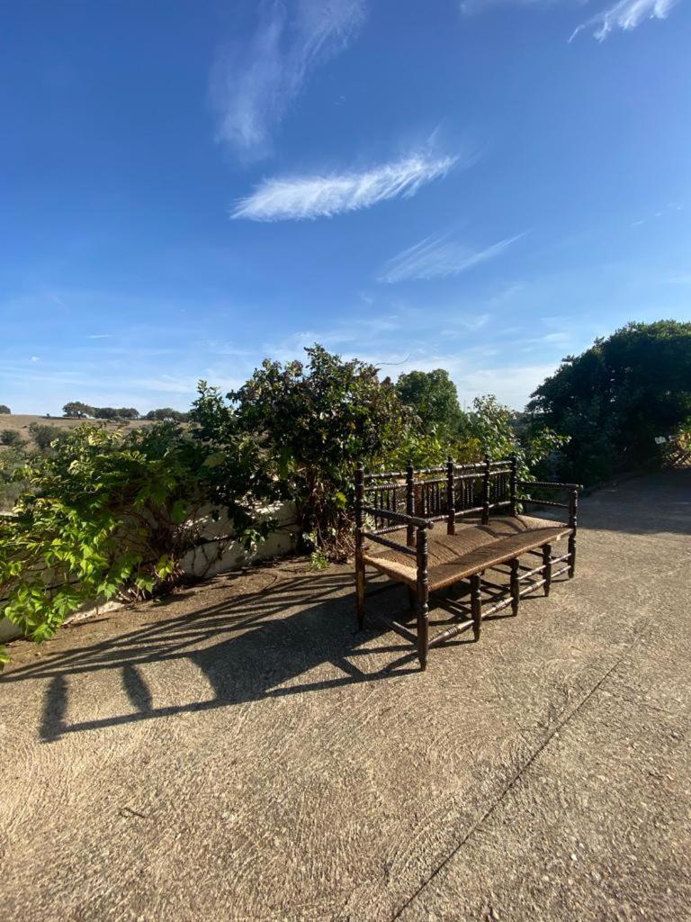 La Casa Barata, Casa Rural Cedillo Екстериор снимка