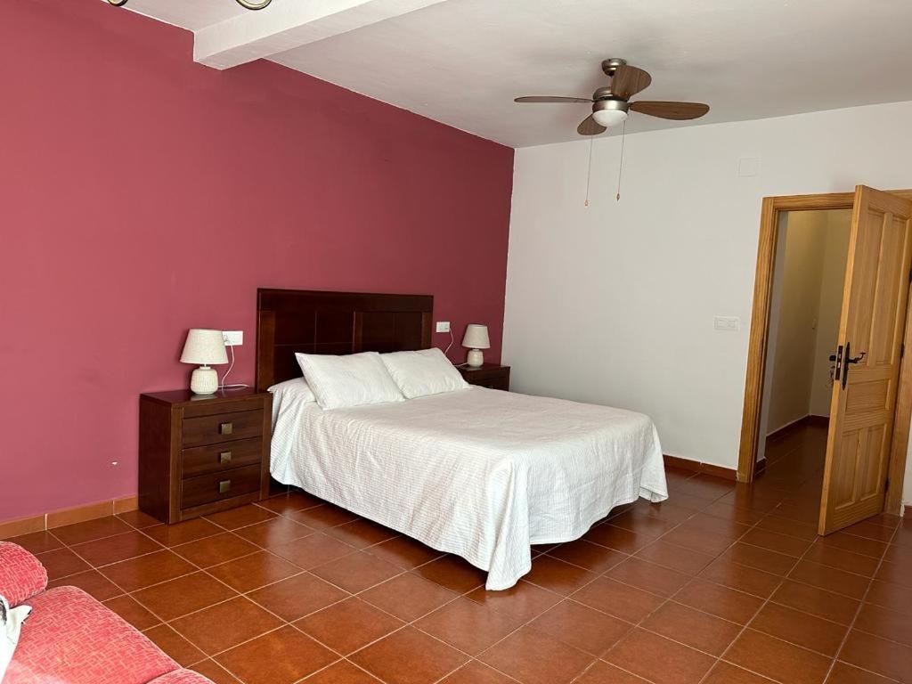 La Casa Barata, Casa Rural Cedillo Екстериор снимка